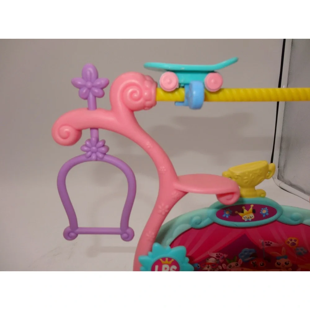 Littlest Pet Shop Tricks N Talents Show and Nooks Bakery Playset Lot